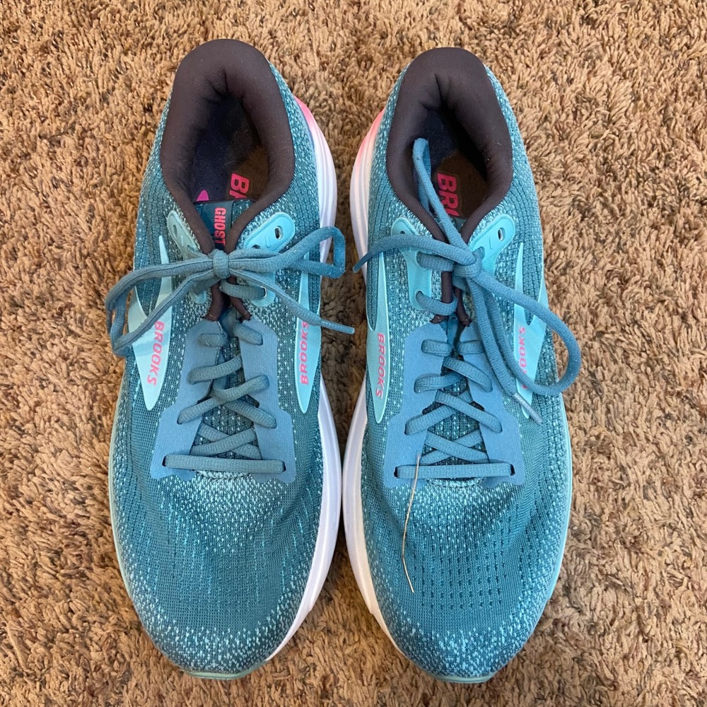 Brooks Ghost Max Womens Running Shoes Blue Pink 1204201B475 Size 11